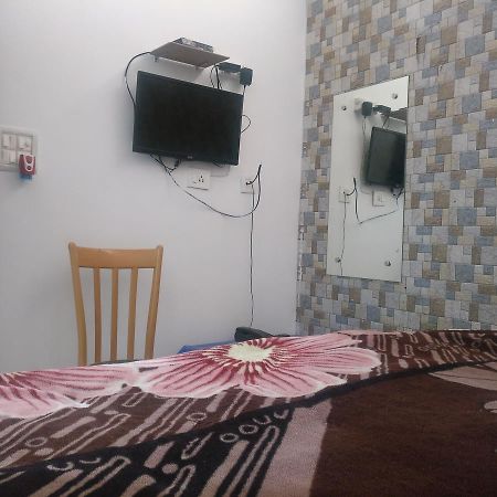 لانسداون Galaxy Hotel & Restaurant المظهر الخارجي الصورة