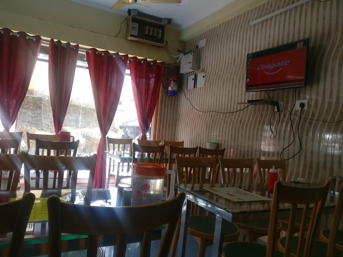 لانسداون Galaxy Hotel & Restaurant المظهر الخارجي الصورة