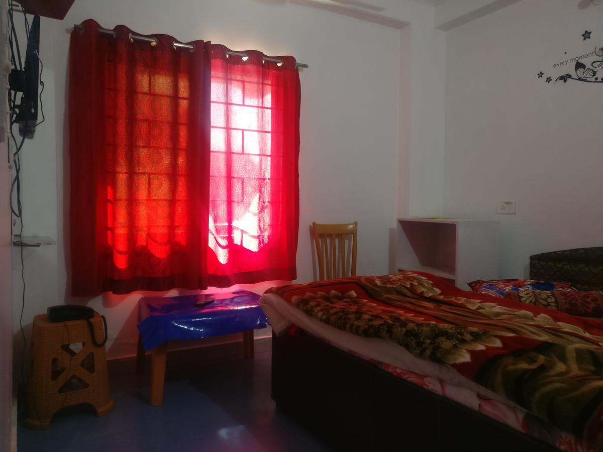 لانسداون Galaxy Hotel & Restaurant المظهر الخارجي الصورة