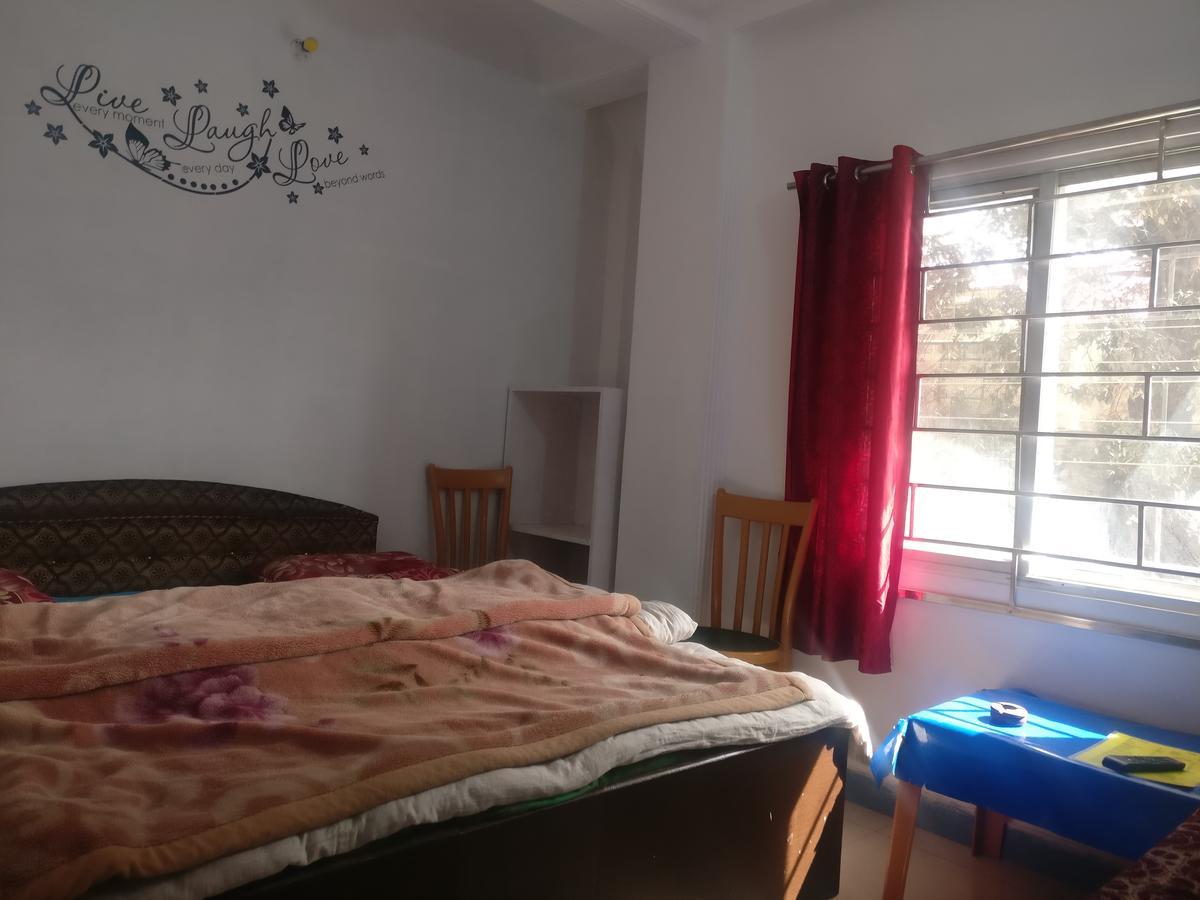لانسداون Galaxy Hotel & Restaurant المظهر الخارجي الصورة