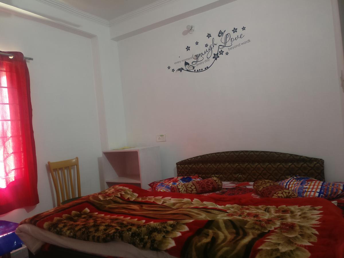 لانسداون Galaxy Hotel & Restaurant المظهر الخارجي الصورة